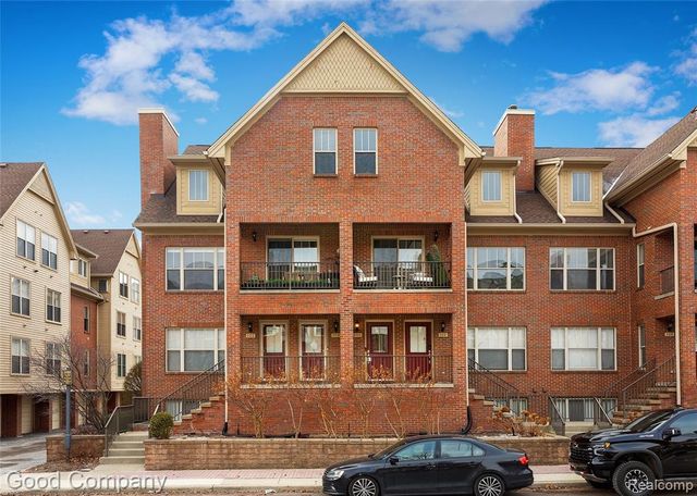 129 Allenhurst Avenue, Royal Oak, MI 48067