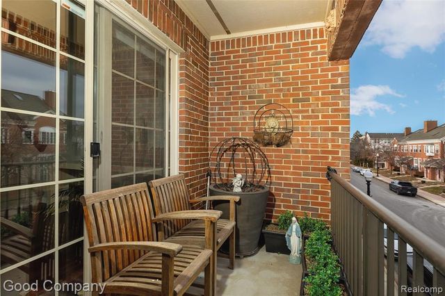 129 Allenhurst Avenue, Royal Oak, MI 48067