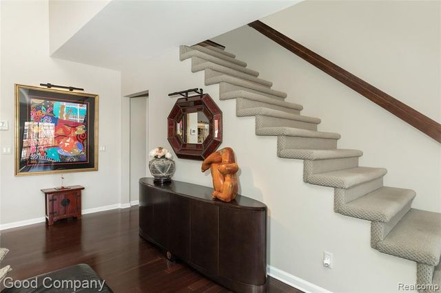 129 Allenhurst Avenue, Royal Oak, MI 48067