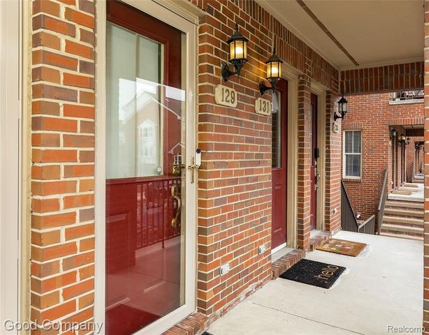 129 Allenhurst Avenue, Royal Oak, MI 48067