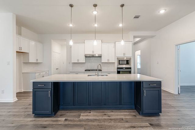 113 VALENCIA, Boerne, TX 78006