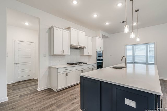 113 VALENCIA, Boerne, TX 78006