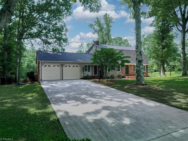 223 Knollwood Drive, Elkin, NC 28621