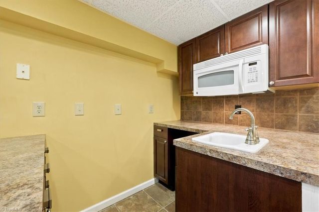 223 Knollwood Drive, Elkin, NC 28621