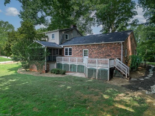223 Knollwood Drive, Elkin, NC 28621