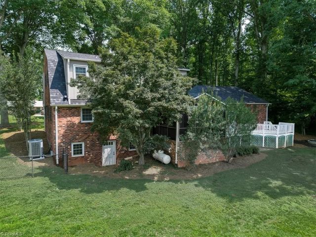 223 Knollwood Drive, Elkin, NC 28621