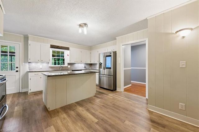 223 Knollwood Drive, Elkin, NC 28621