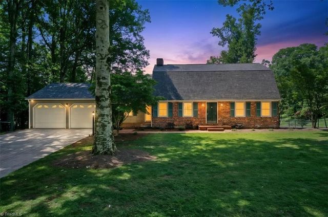 223 Knollwood Drive, Elkin, NC 28621