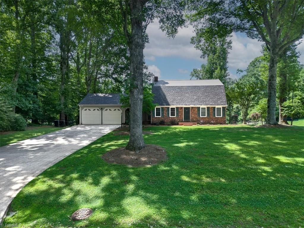 223 Knollwood Drive, Elkin, NC 28621