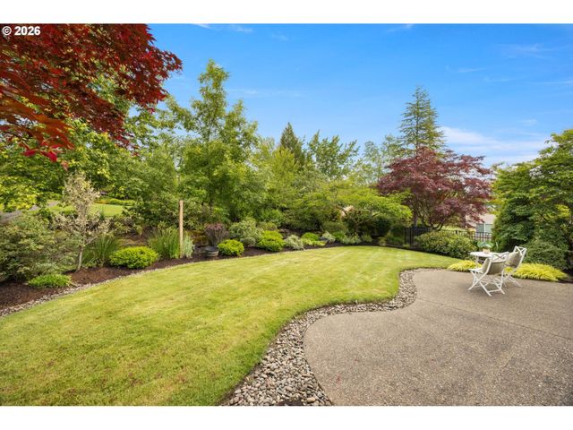 4592 Nw OAKPOINT Way, Portland, OR 97229