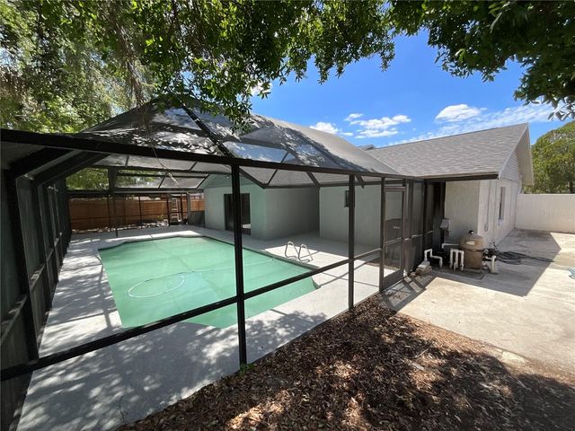 15604 TIMBERLINE DRIVE, Tampa, FL 33624