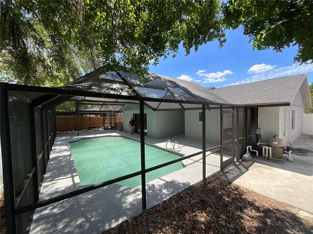 15604 TIMBERLINE DRIVE, Tampa, FL 33624