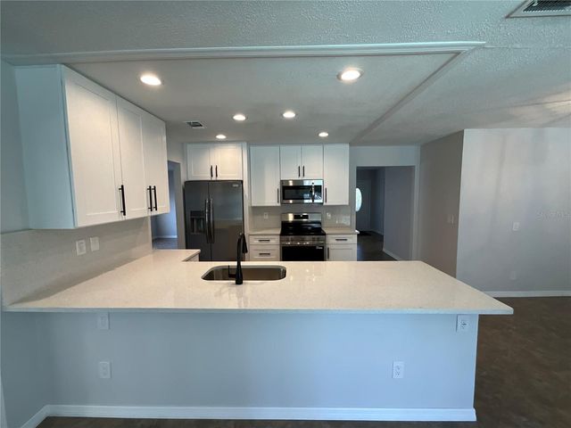 15604 TIMBERLINE DRIVE, Tampa, FL 33624