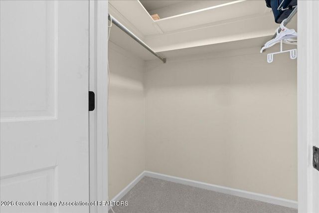 1110 Powderhorn, Lansing, MI 48917