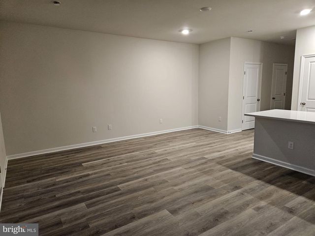 12 ELEANOR LN, Westampton, NJ 08060