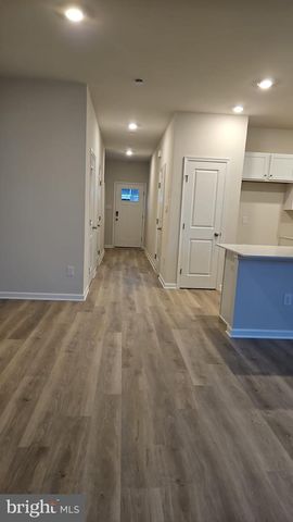 12 ELEANOR LN, Westampton, NJ 08060