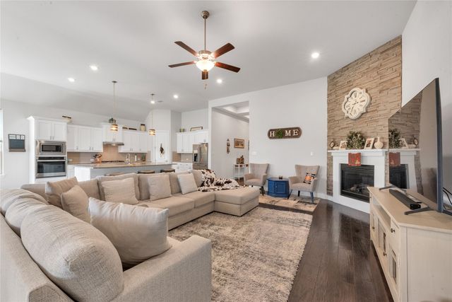 11836 Prudence Drive, Fort Worth, TX 76052