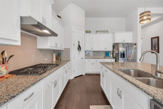 11836 Prudence Drive, Fort Worth, TX 76052