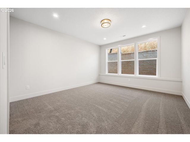 16803 Ne 38TH Ave, Vancouver, WA 98686