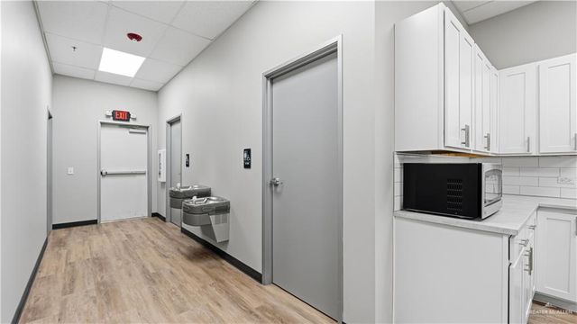 801 N 13th Street 12, Harlingen, TX 78550