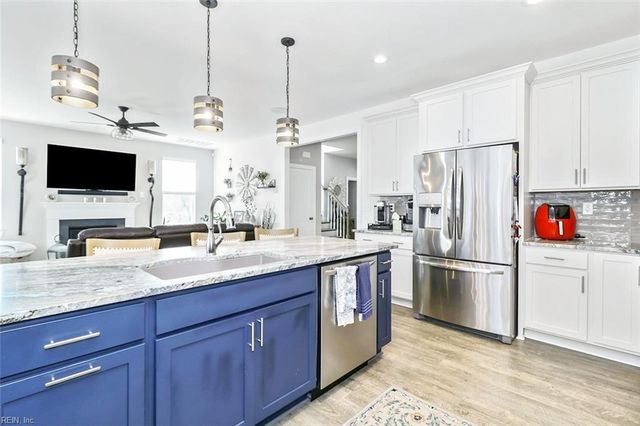 221 Wilson DR, Chesapeake, VA 23322