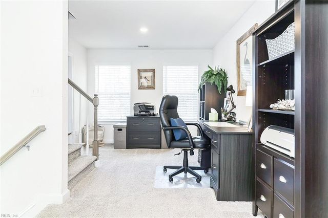 221 Wilson DR, Chesapeake, VA 23322