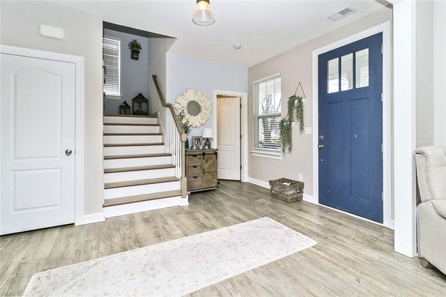 221 Wilson DR, Chesapeake, VA 23322