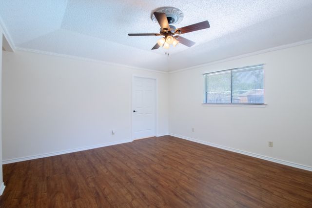 1115 Deer Ridge Drive, Duncanville, TX 75137