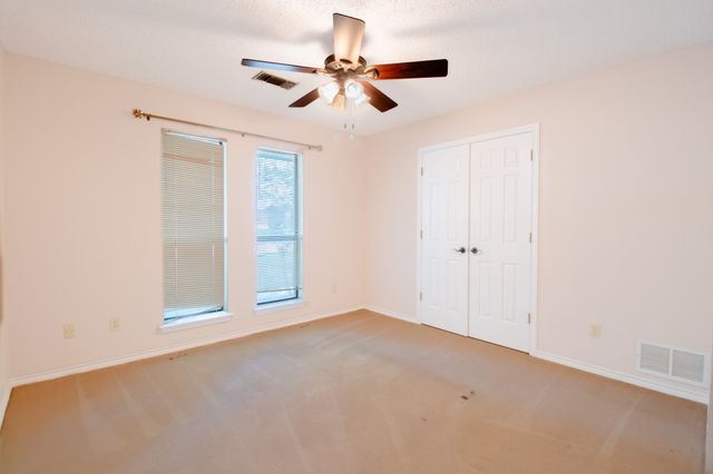 1115 Deer Ridge Drive, Duncanville, TX 75137