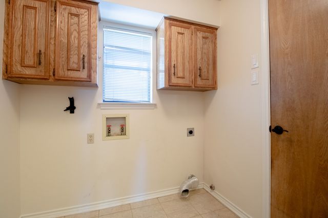 1115 Deer Ridge Drive, Duncanville, TX 75137