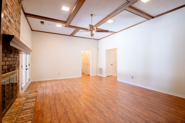 1115 Deer Ridge Drive, Duncanville, TX 75137