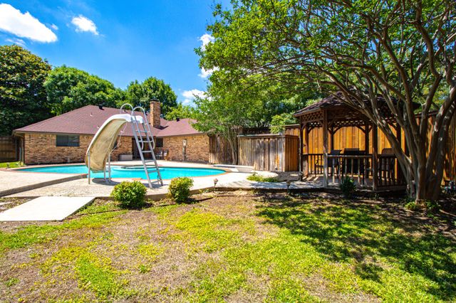 1115 Deer Ridge Drive, Duncanville, TX 75137