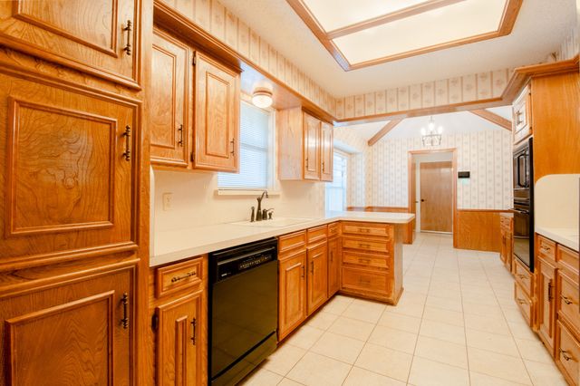 1115 Deer Ridge Drive, Duncanville, TX 75137