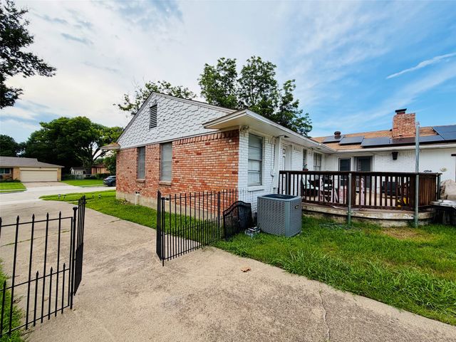 610 Prescott Drive, Garland, TX 75041