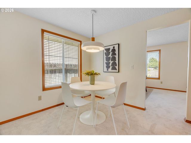 10320 Nw 12th, Vancouver, WA 98685