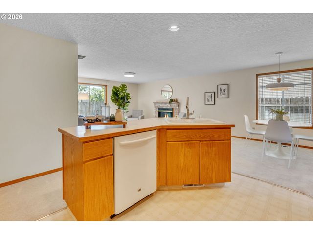 10320 Nw 12th, Vancouver, WA 98685