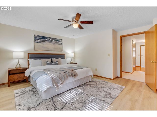 10320 Nw 12th, Vancouver, WA 98685