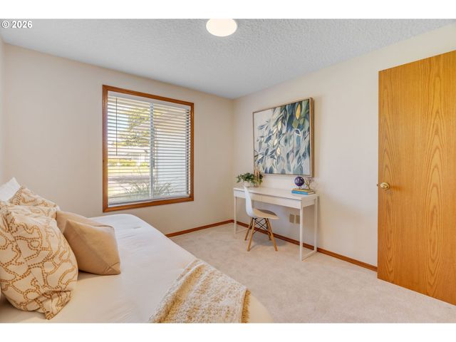 10320 Nw 12th, Vancouver, WA 98685