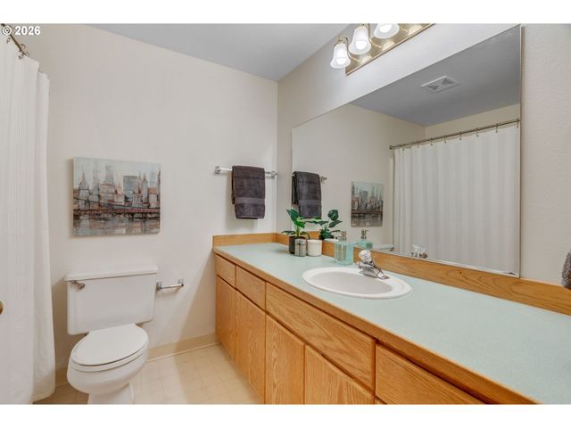 10320 Nw 12th, Vancouver, WA 98685