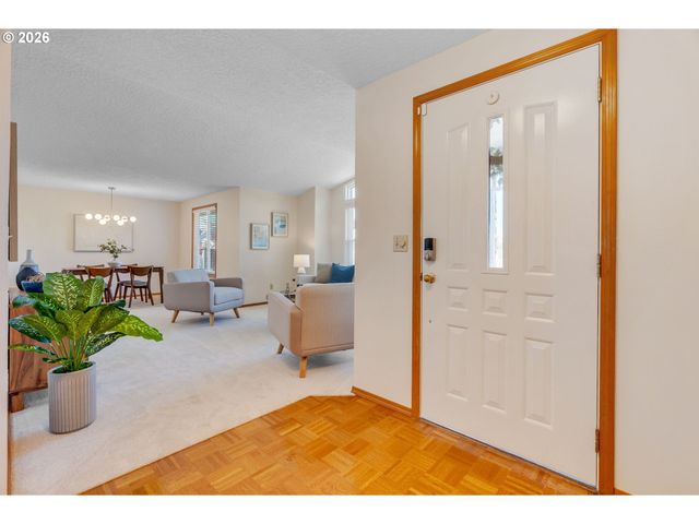 10320 Nw 12th, Vancouver, WA 98685