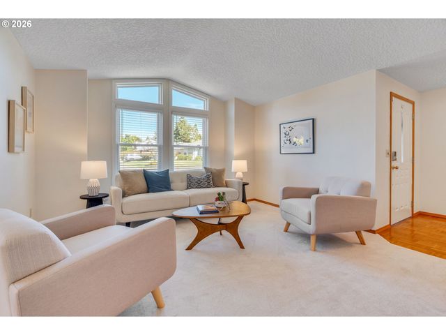 10320 Nw 12th, Vancouver, WA 98685