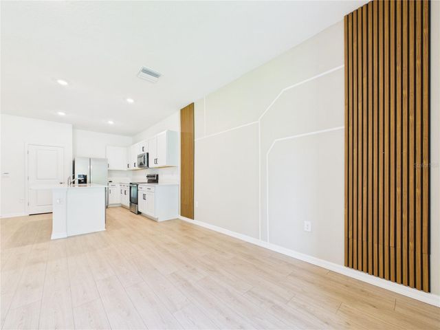 32519 WELLING BLADE LOOP, Wesley Chapel, FL 33545