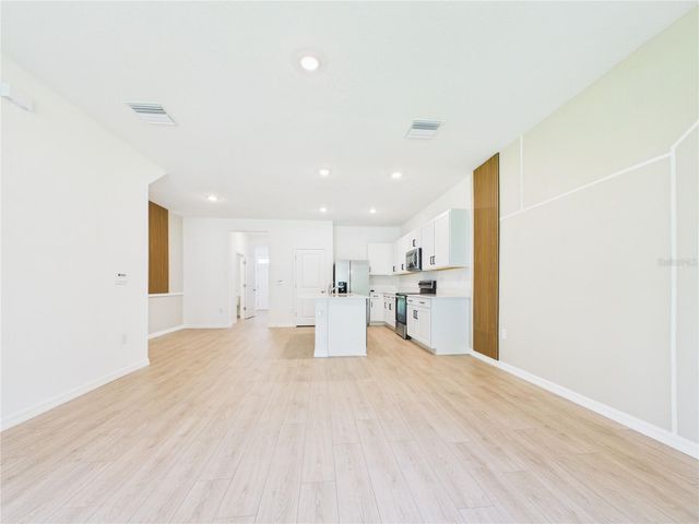 32519 WELLING BLADE LOOP, Wesley Chapel, FL 33545