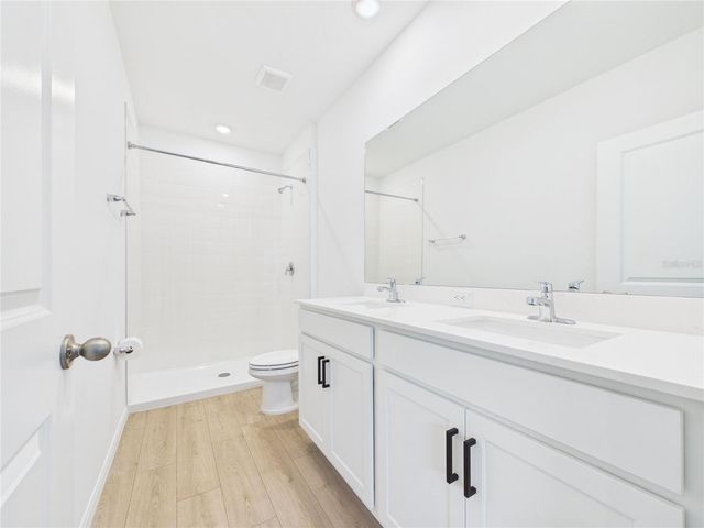 32519 WELLING BLADE LOOP, Wesley Chapel, FL 33545