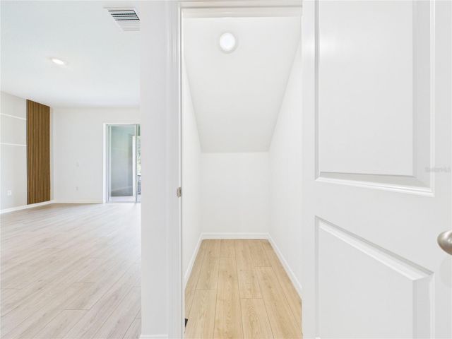 32519 WELLING BLADE LOOP, Wesley Chapel, FL 33545