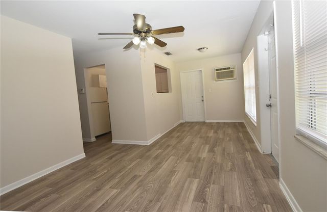 10001 N 22ND STREET, Tampa, FL 33612