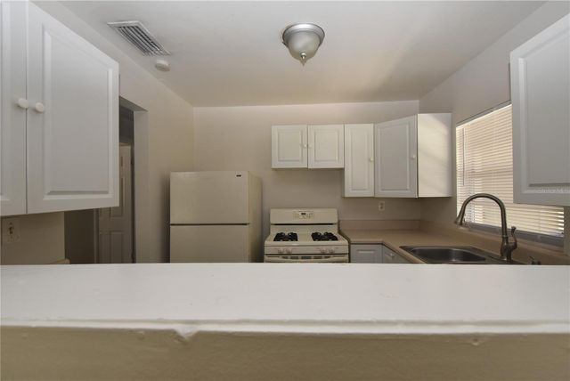 10001 N 22ND STREET, Tampa, FL 33612