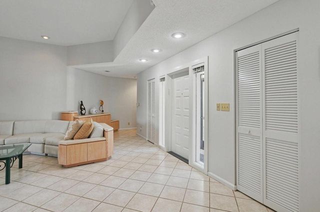 20516 Linksview Way, Boca Raton, FL 33434