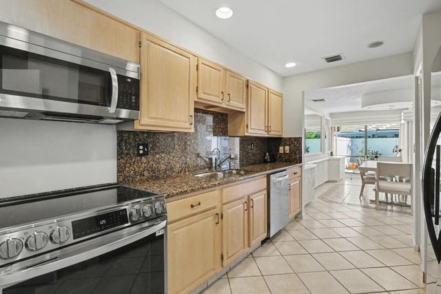 20516 Linksview Way, Boca Raton, FL 33434