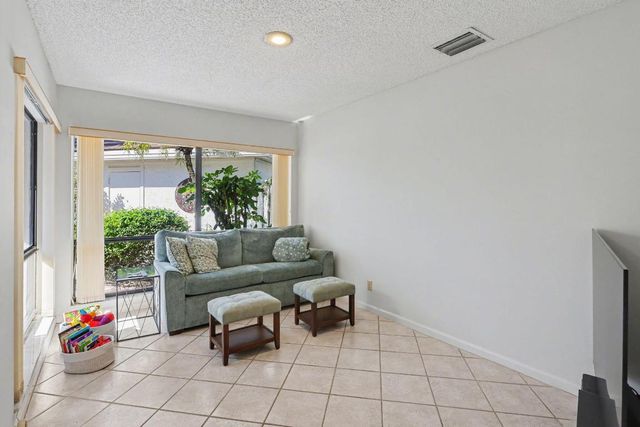 20516 Linksview Way, Boca Raton, FL 33434